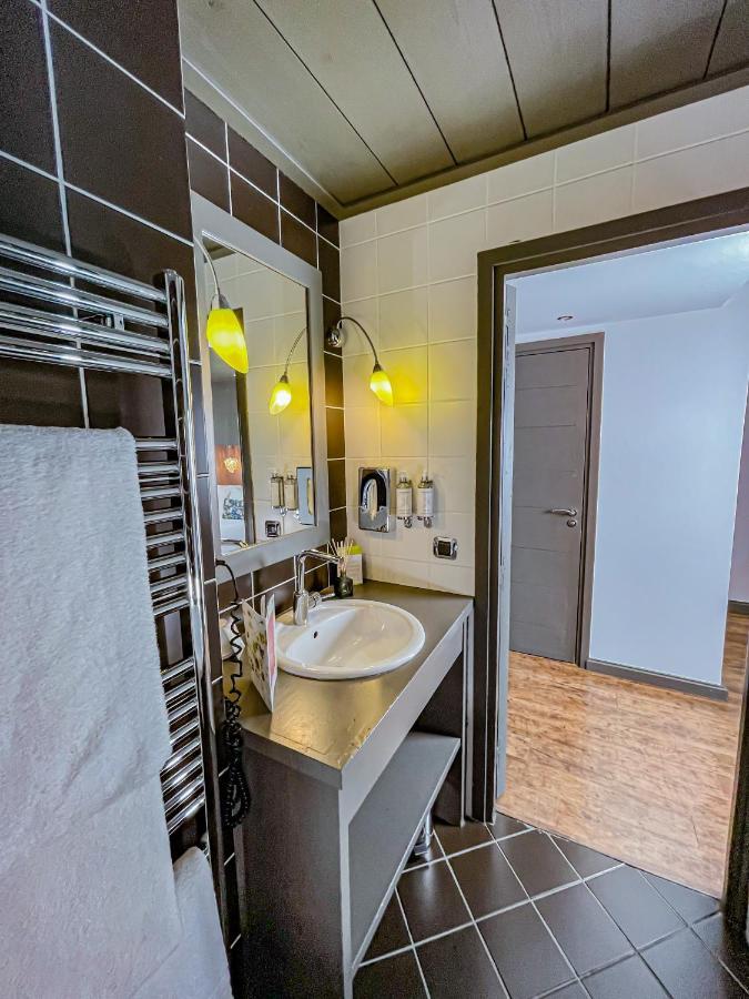 Hotel La Maison Rouge 3* 3*